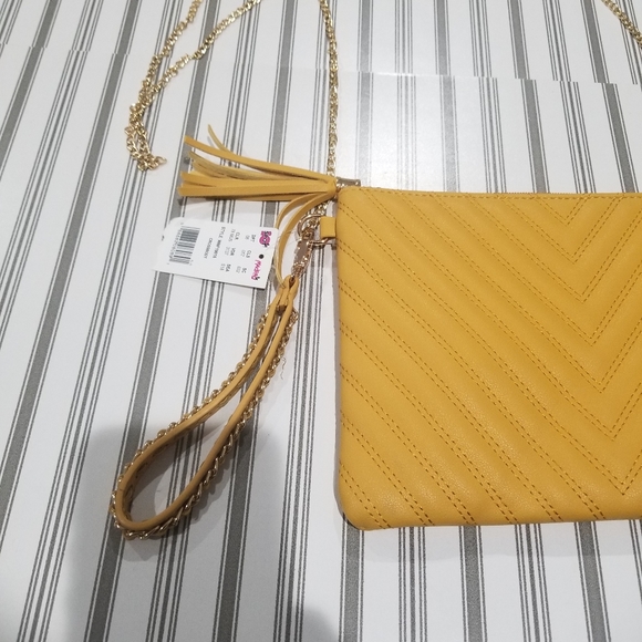 Dandelion Yellow Quilted Chevron Ribbed Crossbody Bag with Gold Chain & Tassel - Picture 15 of 16